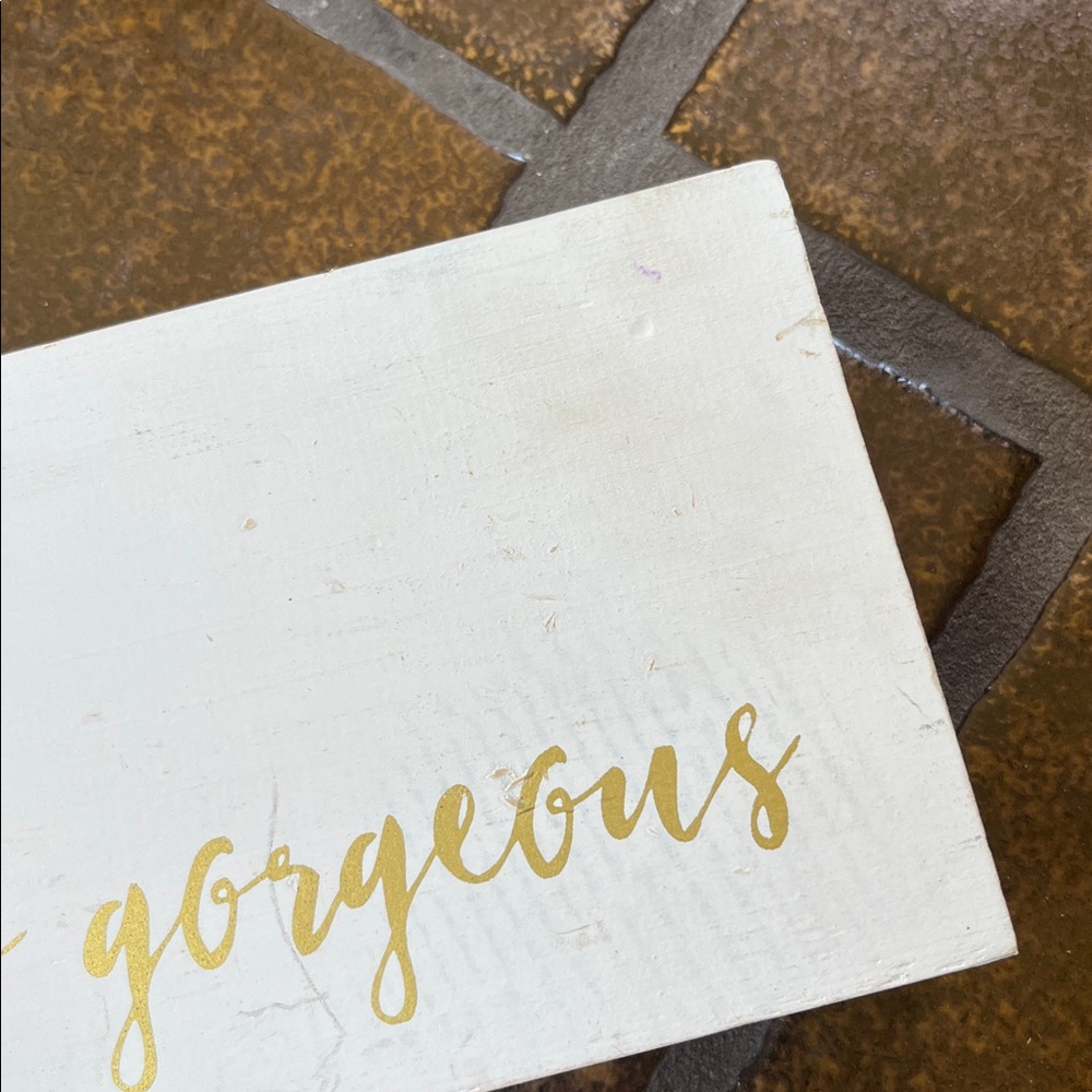 Mercantile Design Hello Gorgeous White & Gold Farmhouse Makeup Brush Holder - Picture 5 of 16